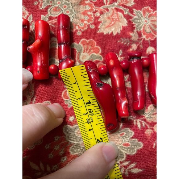 VINTAGE GENUINE RED CORAL BIB TOGGLE NECKLACE - Picture 7 of 8